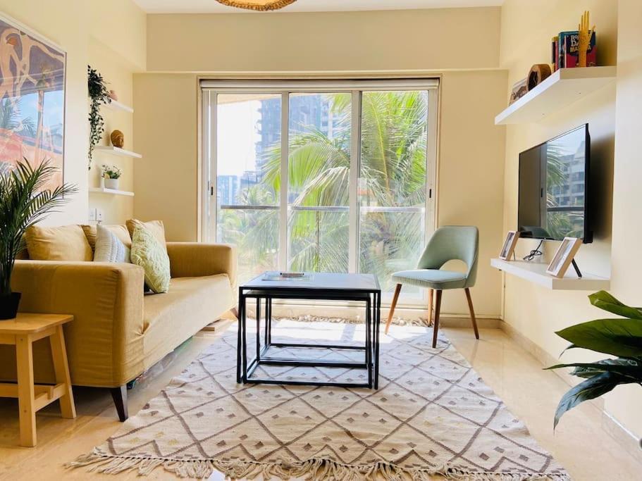 18 A, Khar West By Connekt Homes