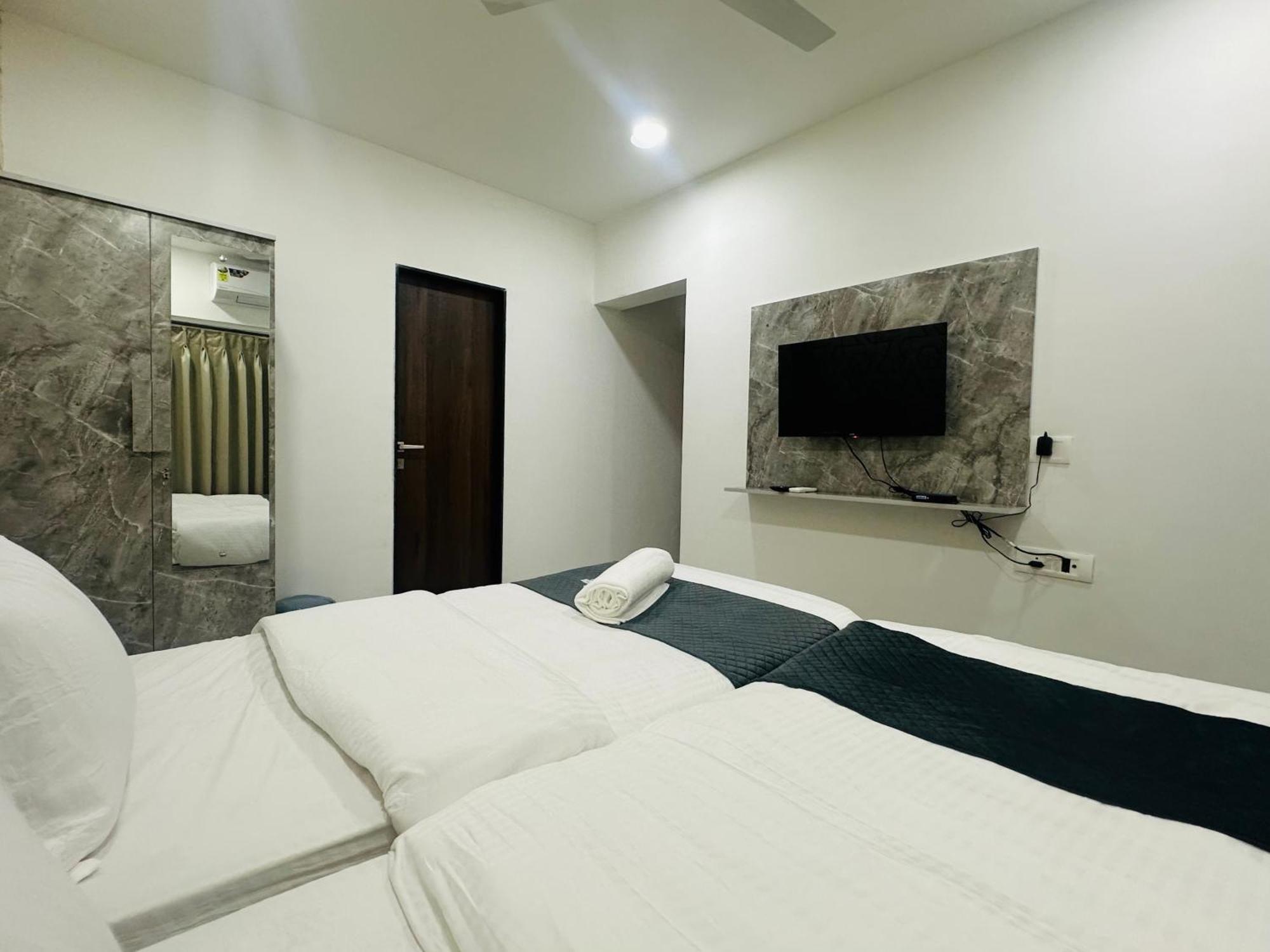 Astha Powai Service Homestay