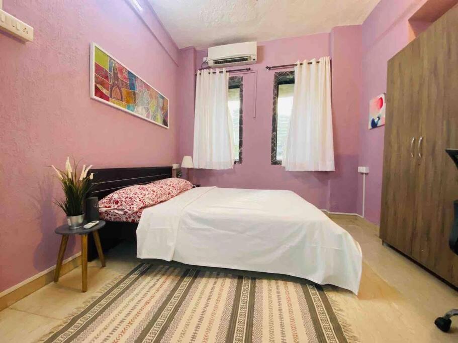 Rahat Manazil- The Old Warm Charm 2 Bedroom In Khar West By Connekt Homes Apartment Mumbai