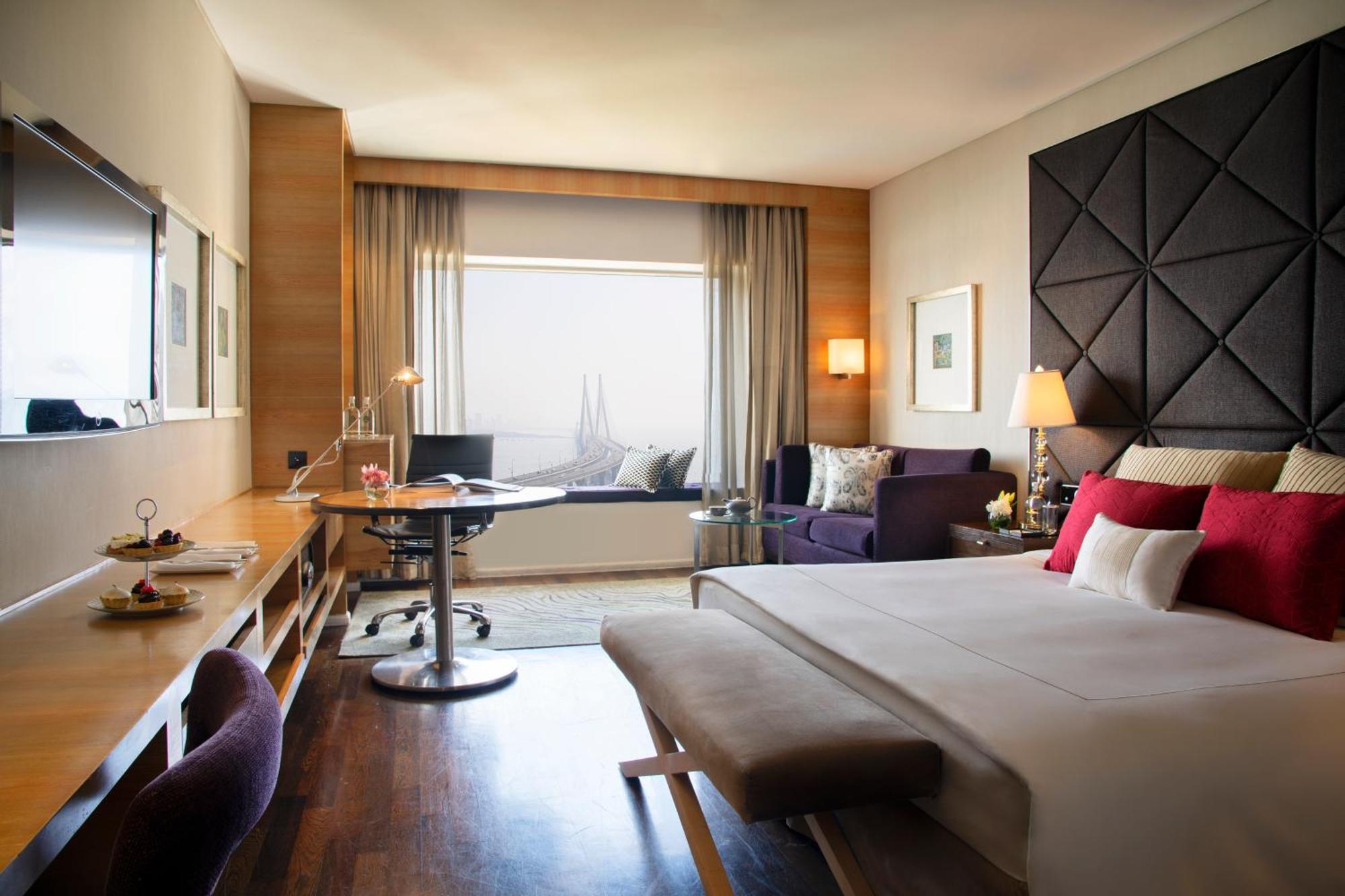 Taj Lands End