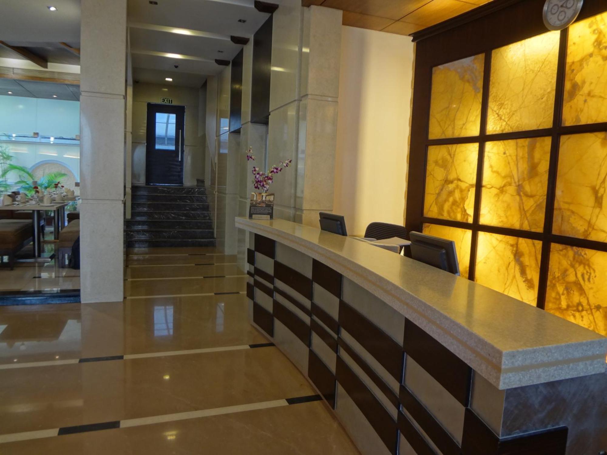Aparthotel Grand Residency & Serviced