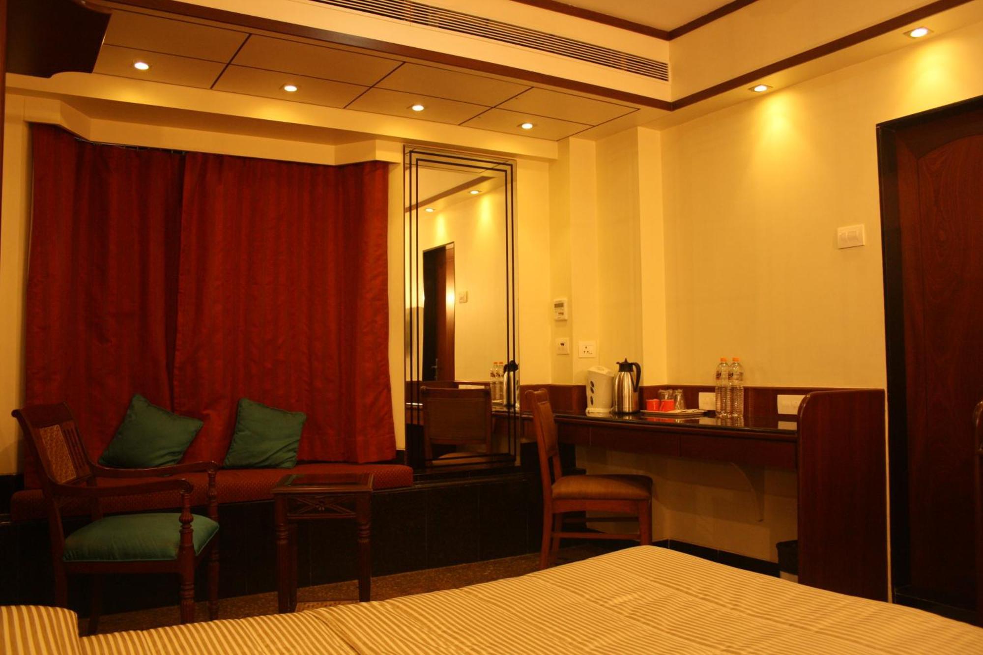 Hotel Karl Residency