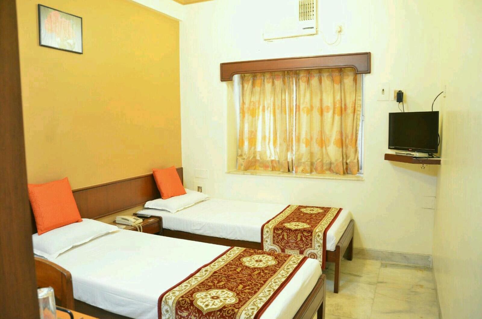 Mogul Palace - Near Masjid Bunder Mumbai