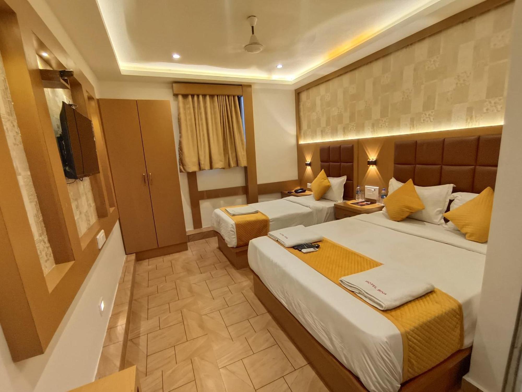 Hotel Riva International Goregaon- Near Nesco 3*