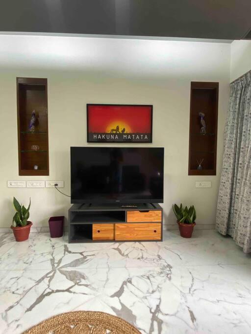 Apartment Keshav Kunj: A Luxurious Urban