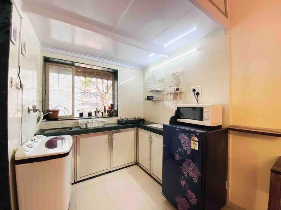 Apartment Bandra Lokhandwala House, Near Carter Road, Palli Hill By Connekt Homes