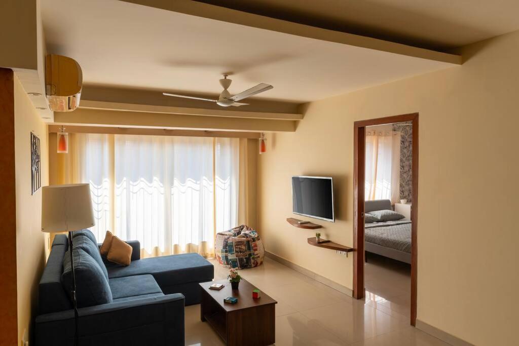 Spacious, Bright, Centre 3bhk Apt Nr Airport Mumbai