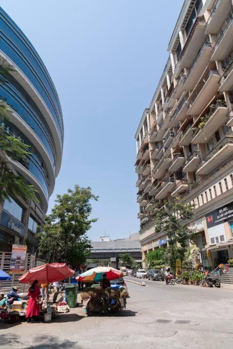 Spacious, Bright, Centre 3bhk Apt Nr Airport * Mumbai