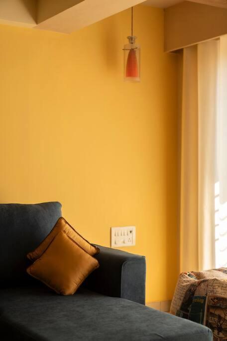 Spacious, Bright, Centre 3bhk Apt Nr Airport Mumbai