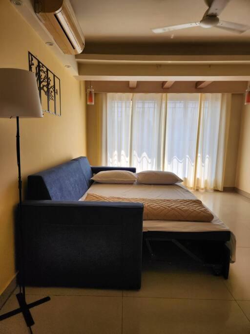 Spacious, Bright, Centre 3bhk Apt Nr Airport * Mumbai