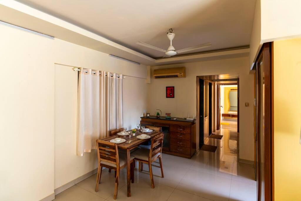 Spacious, Bright, Centre 3bhk Apt Nr Airport