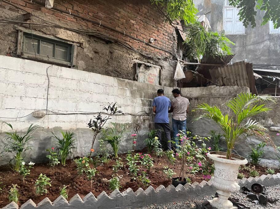 - 27, One Bedroom Apt- Bandra West *