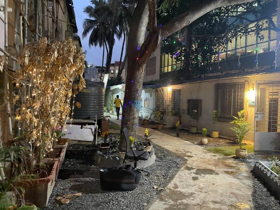 - 27, One Bedroom Apt- Bandra West *