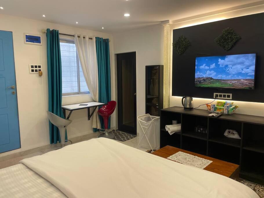 Apartment - 27, One Bedroom Apt- Bandra West