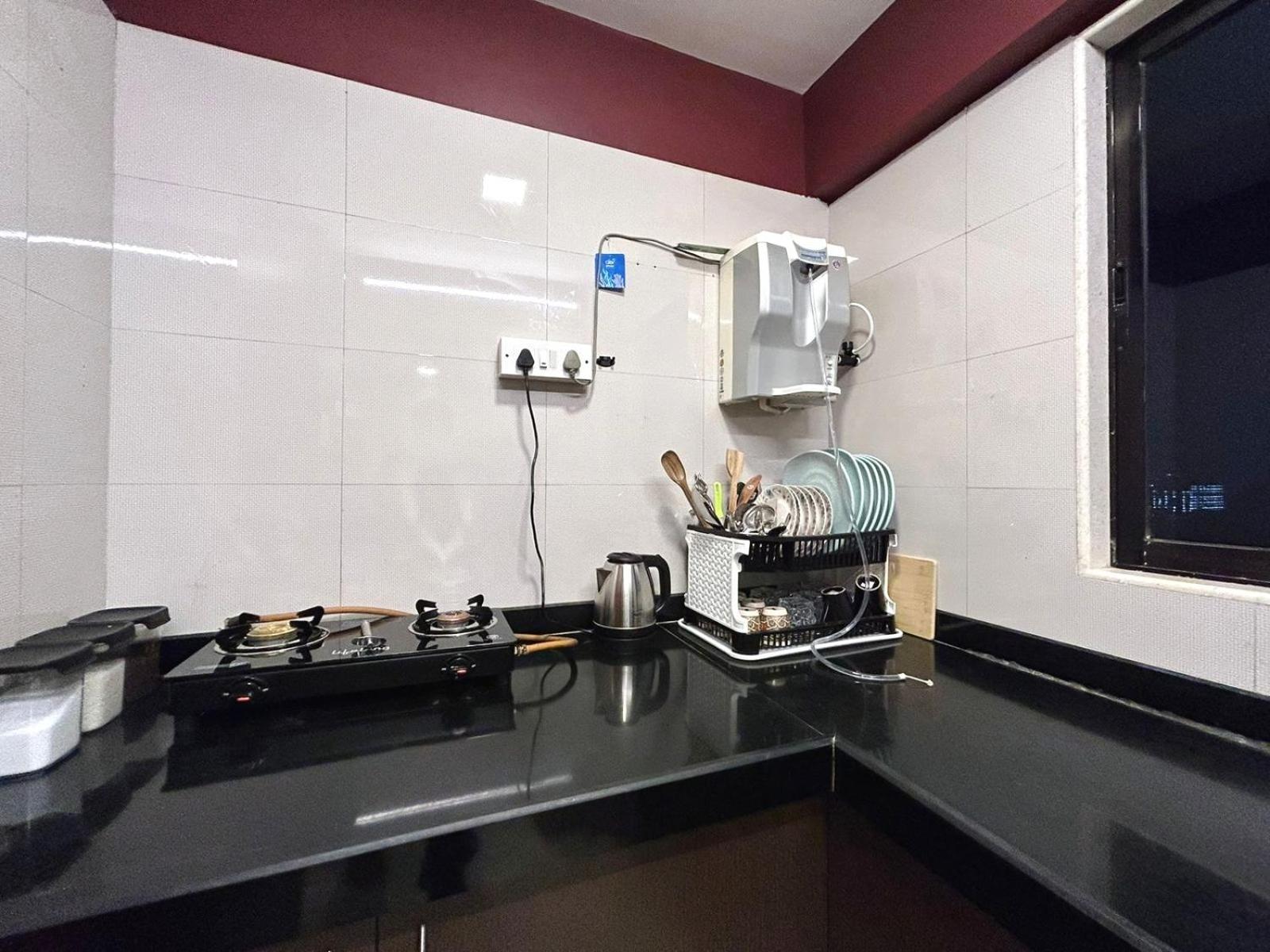 The Ruby Abode ! Premium 1 Bhk Santacruz Apartment *