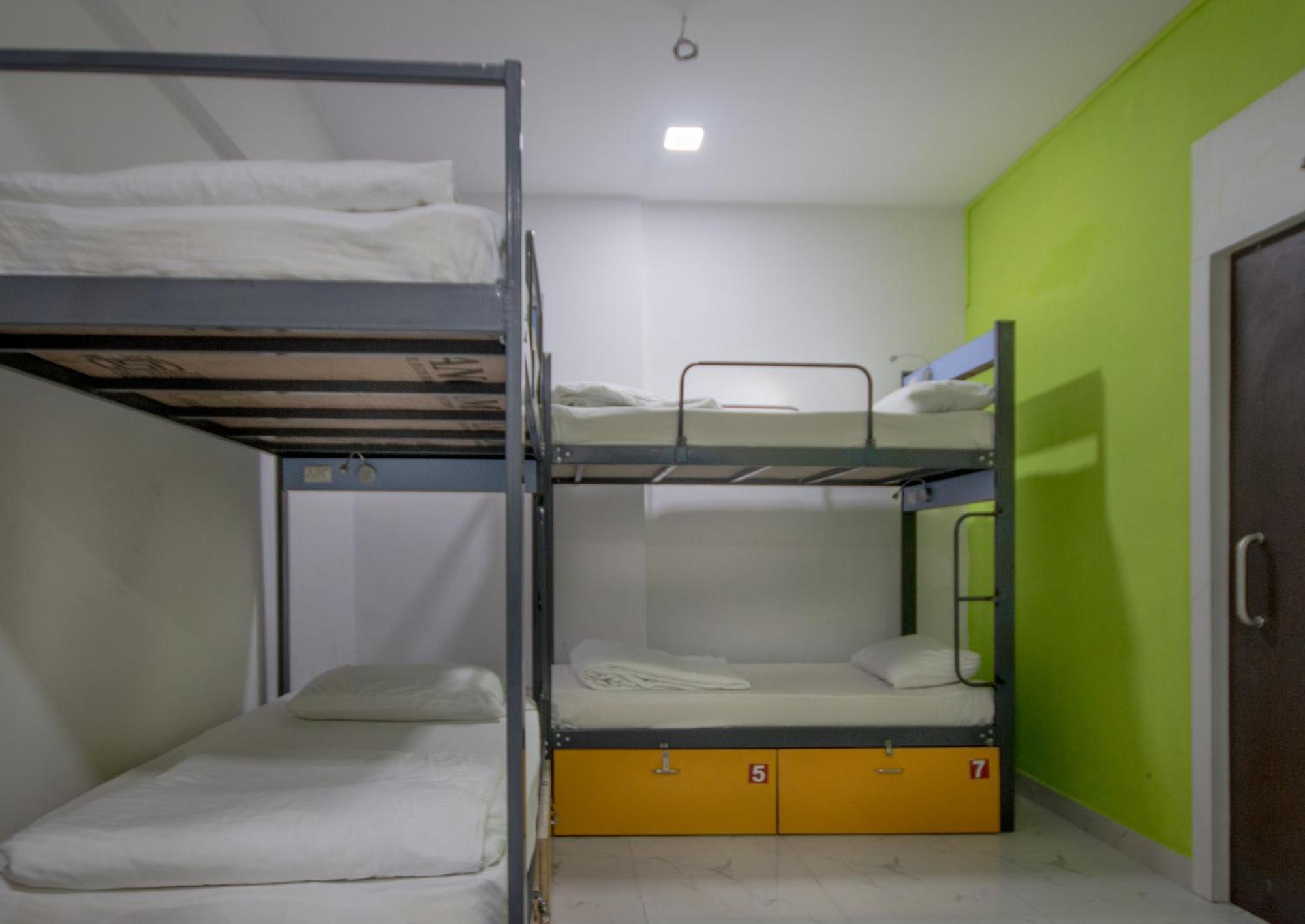 Backpackers Villa Mumbai Hostel