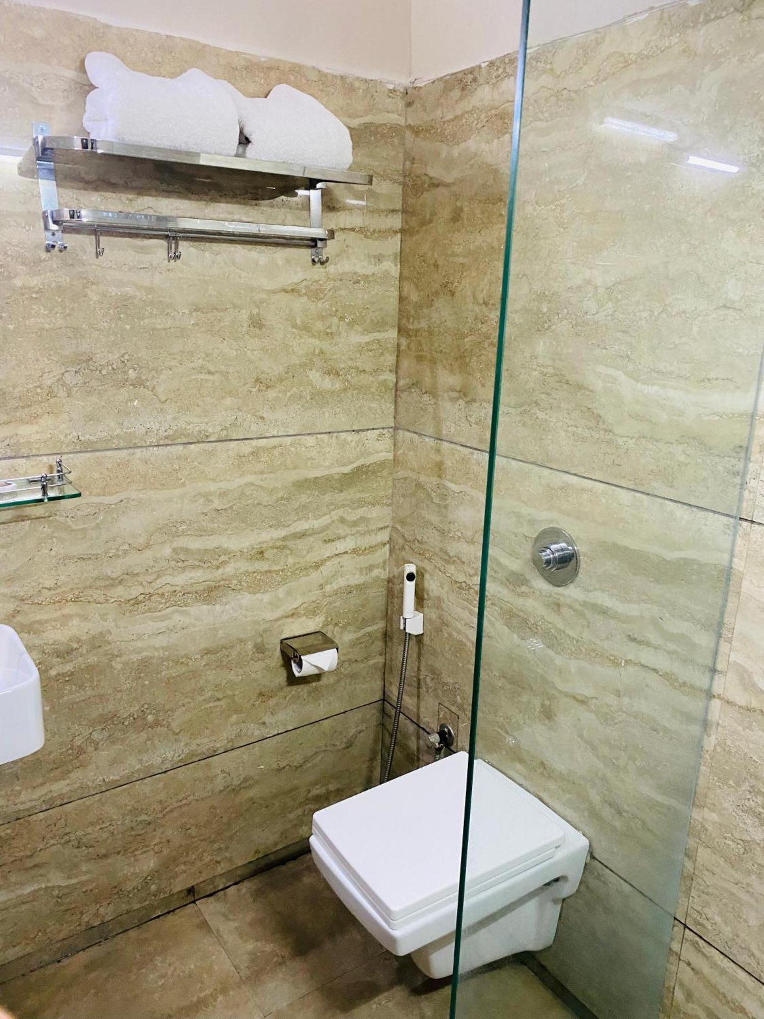 House Luxury Santacruz East, *