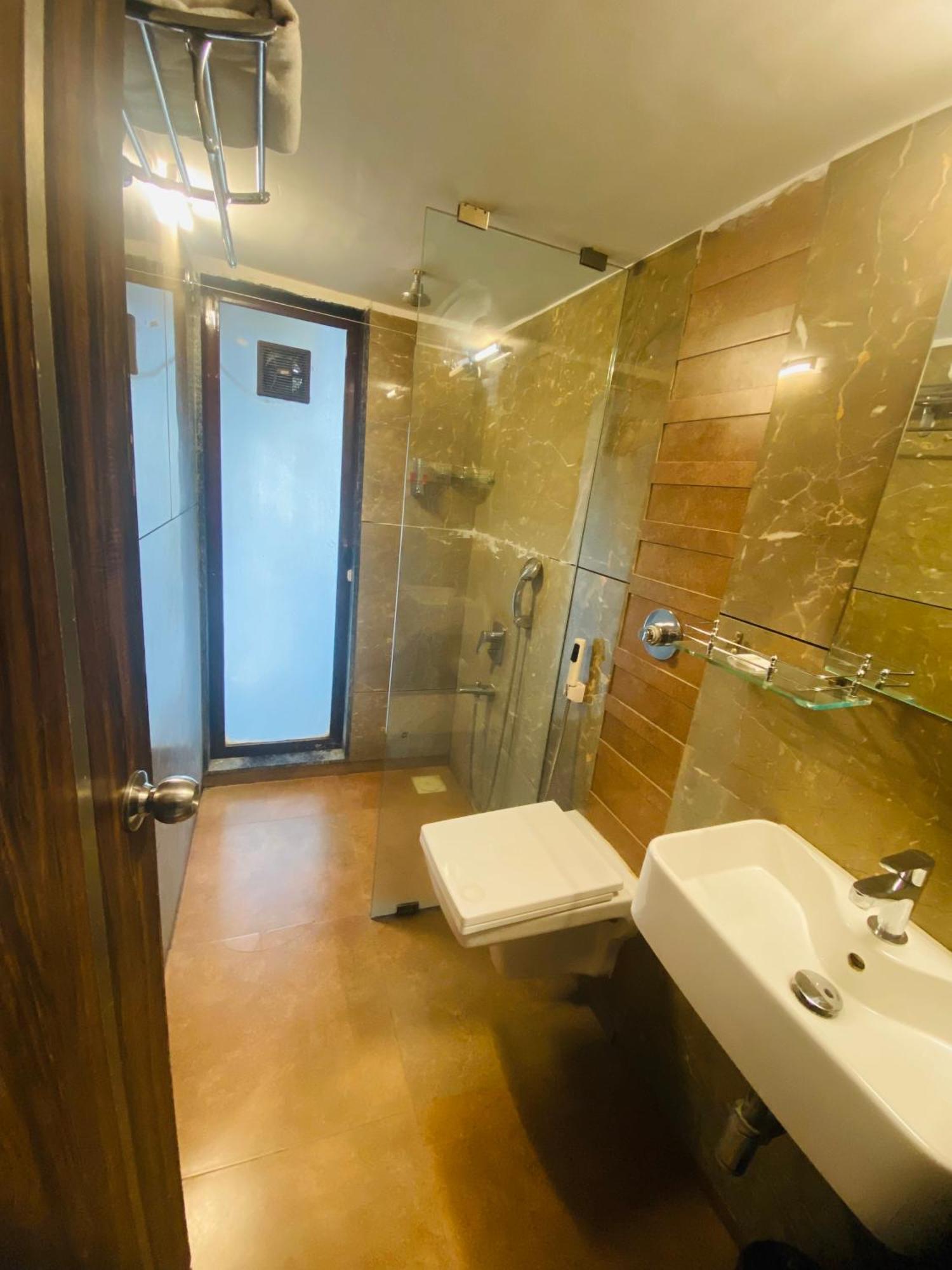 House Luxury Santacruz East, *
