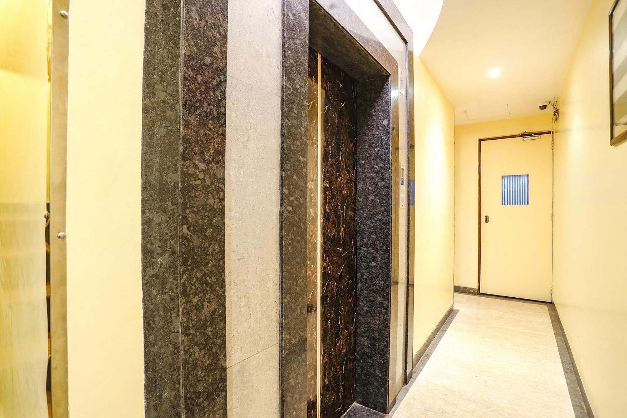 Fabhotel Shubhangan - Nr Bandra Hotel Mumbai