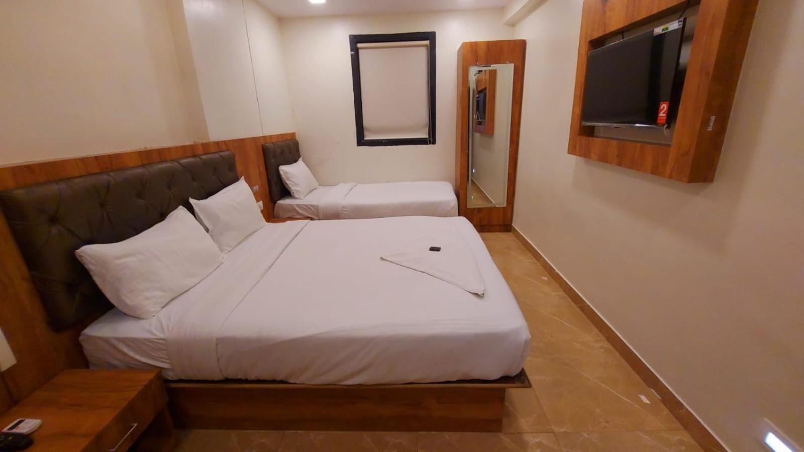 Hotel Rigga Kokilaben Dhirubhai Ambani Hospital