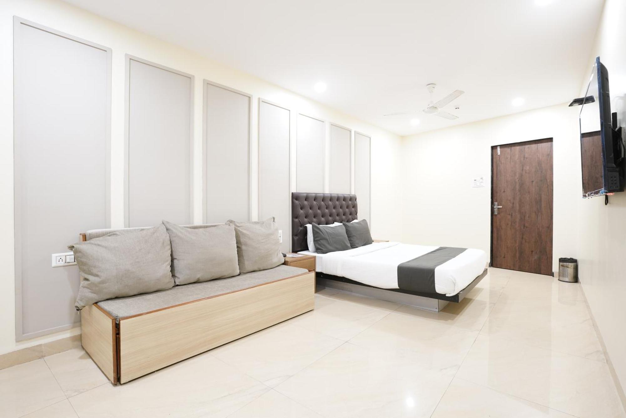 Guest house U Life Residency *
