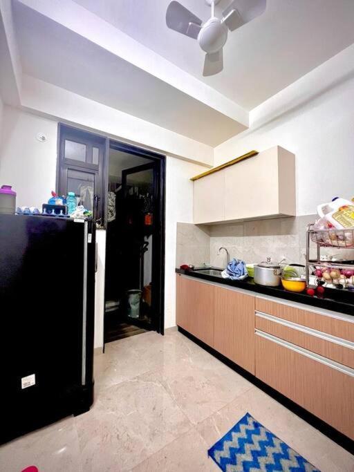 Apartment Hillview Comfy Flat In Dahisar