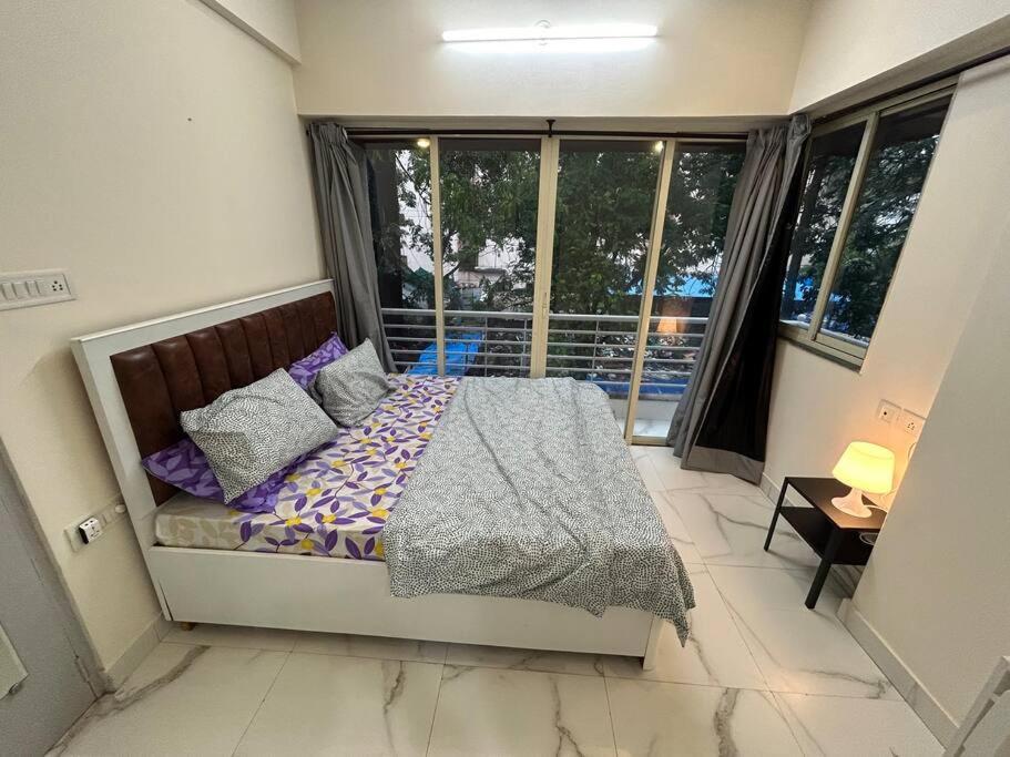 Compact 2 Bhk With Balconies Khar West - By Kapishbnb Apartment