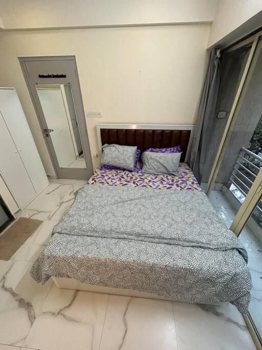 Compact 2 Bhk With Balconies Khar West - By Kapishbnb Mumbai