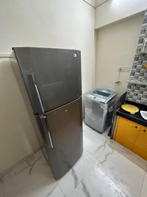 Compact 2 Bhk With Balconies Khar West - By Kapishbnb Apartment Mumbai