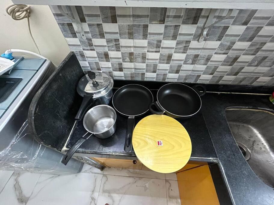 Compact 2 Bhk With Balconies Khar West - By Kapishbnb Apartment Mumbai