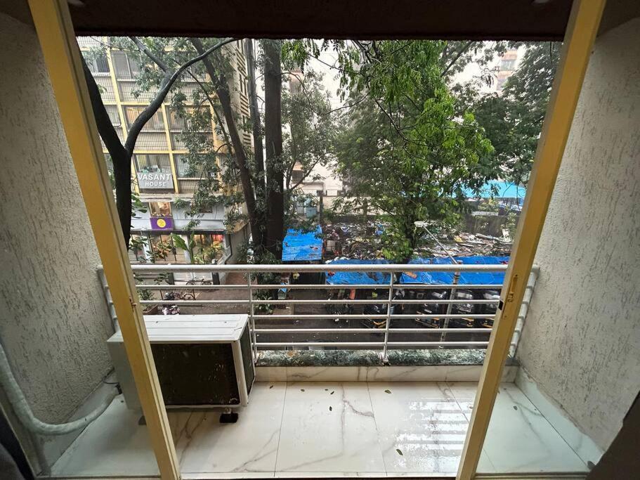 Compact 2 Bhk With Balconies Khar West - By Kapishbnb Mumbai