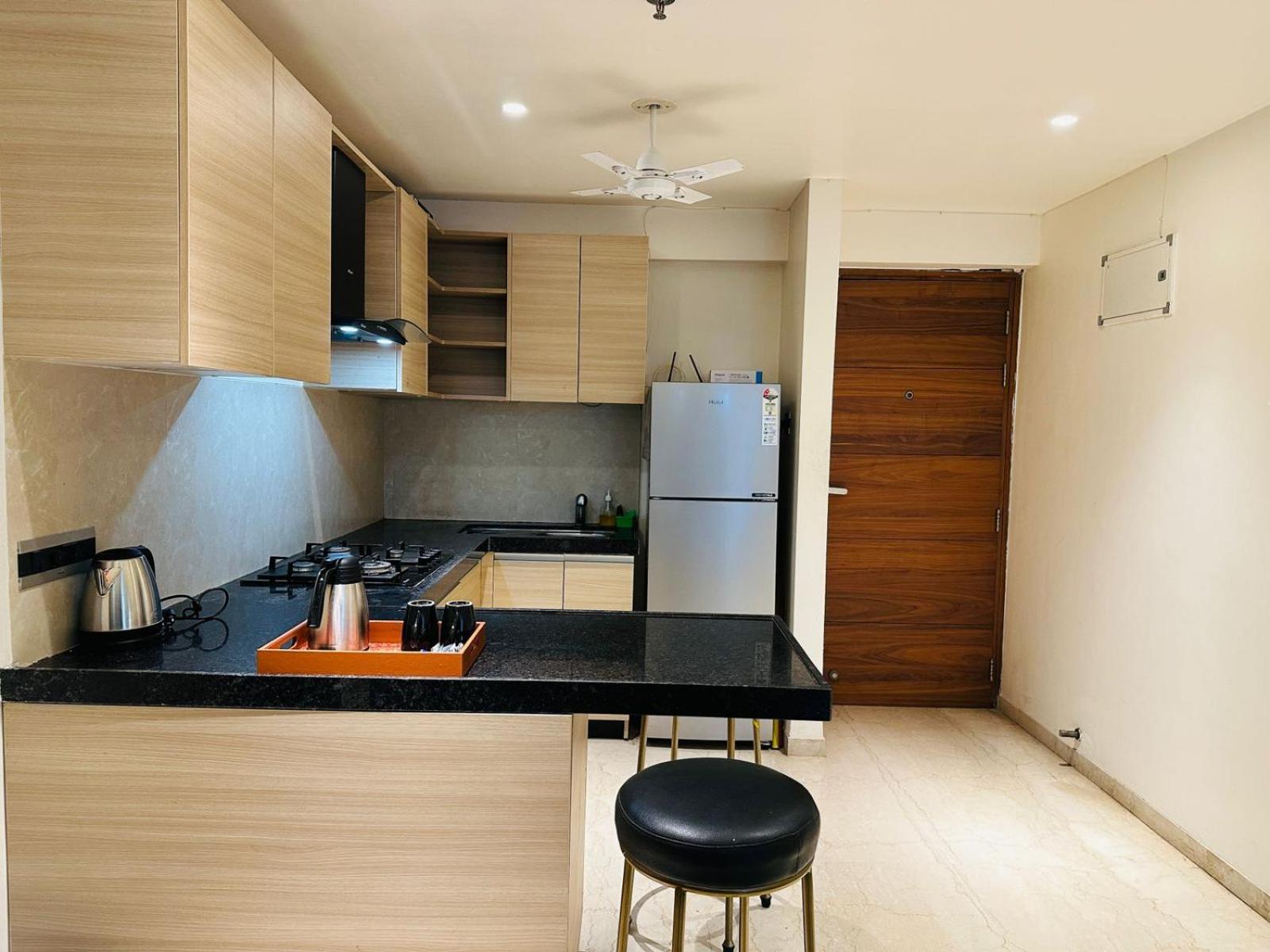 Apartment 1.5br Service In Bkc By Florastays *
