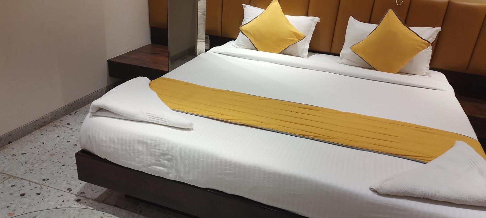 Shine Hospitality Group Bombaim
