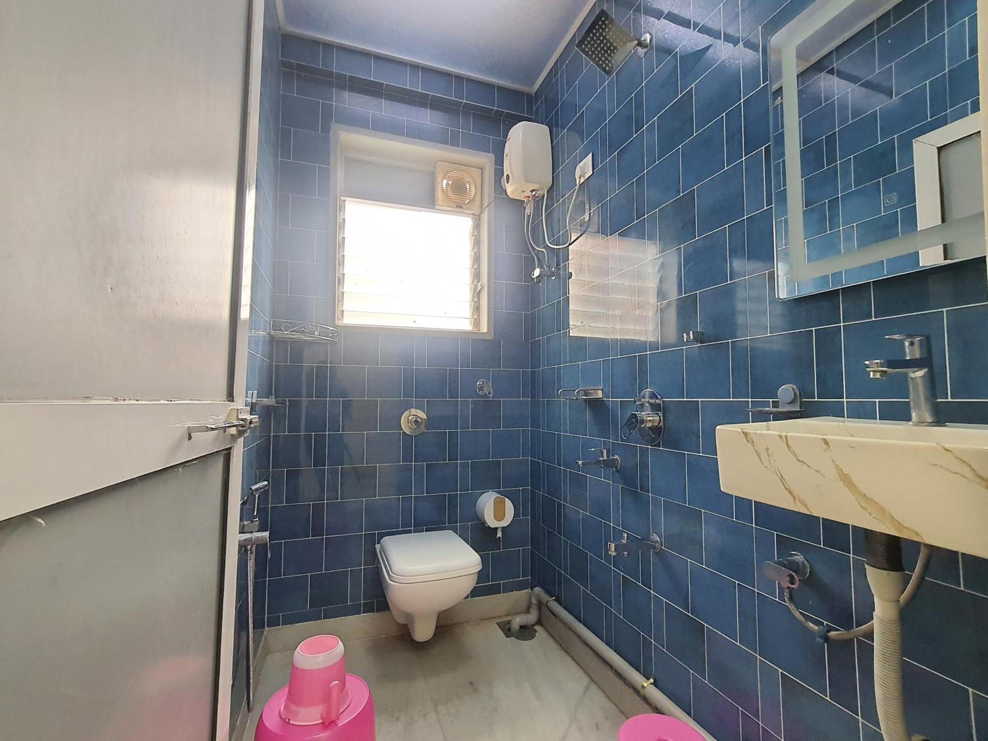 Osi Lilavati Bandra Apartment *