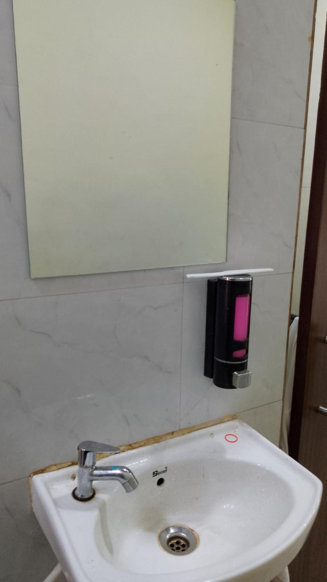 Hostel Ayat Asalpha Metro *
