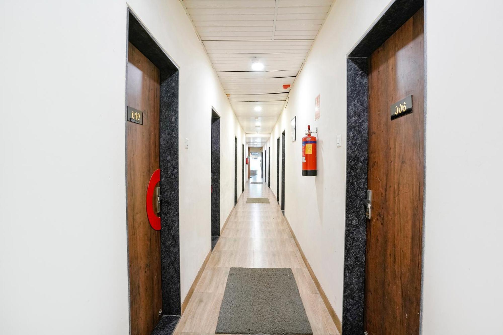 U Life Residency Guest house *