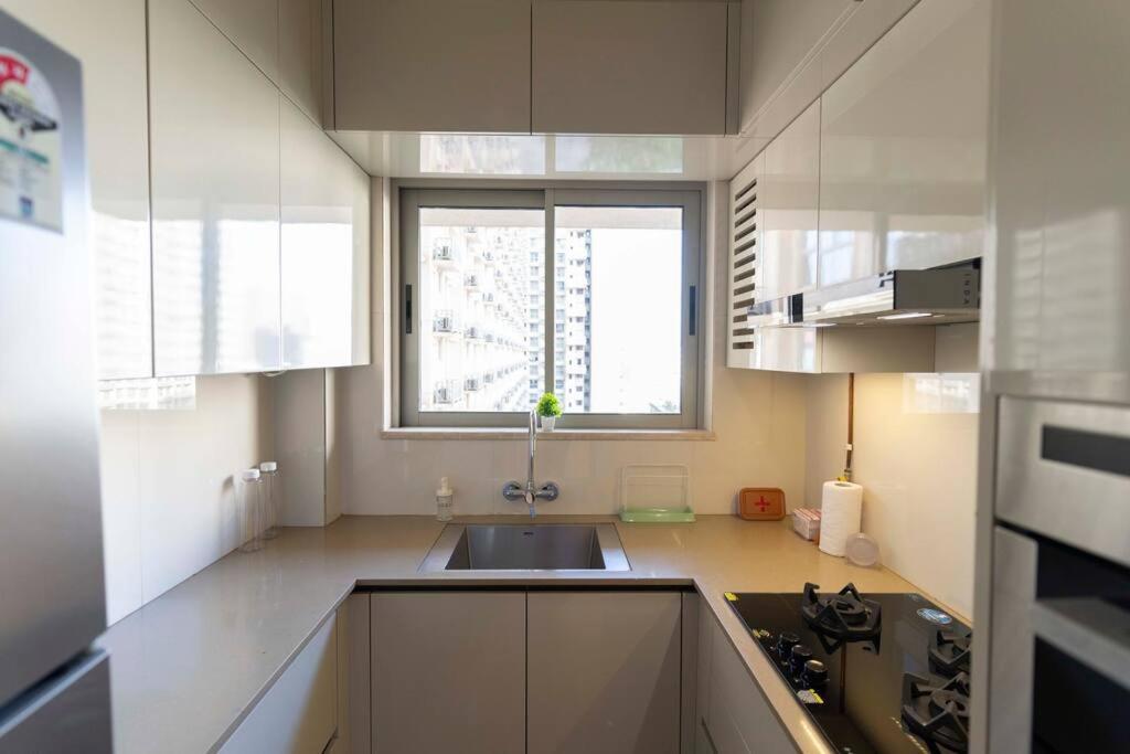 Apartment Ambient, Stylish 1bhk In Hiranandani Powai
