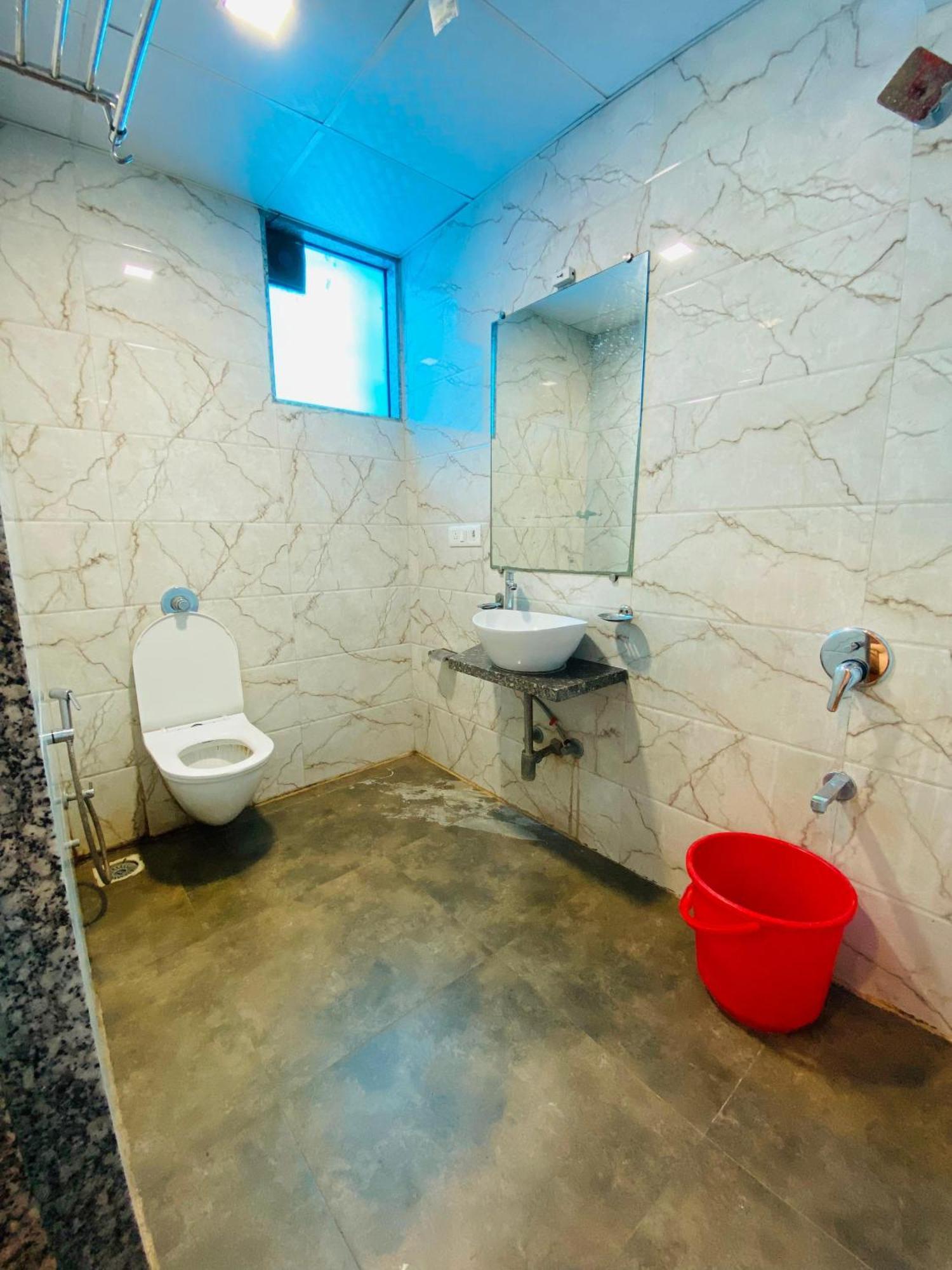 Arton Regency Near Terminal 2 Airport Hotel 3*