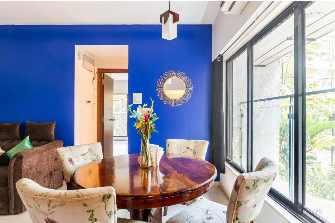 The Blue Abode! Premium 1bhk Santacruz West