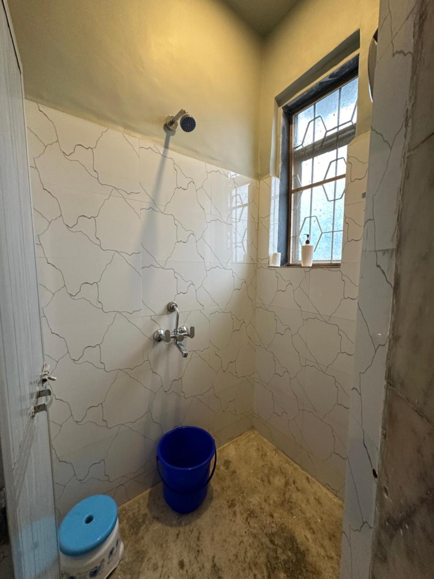 Spacious 2 Bhk With Balcony In Bandra Mumbai