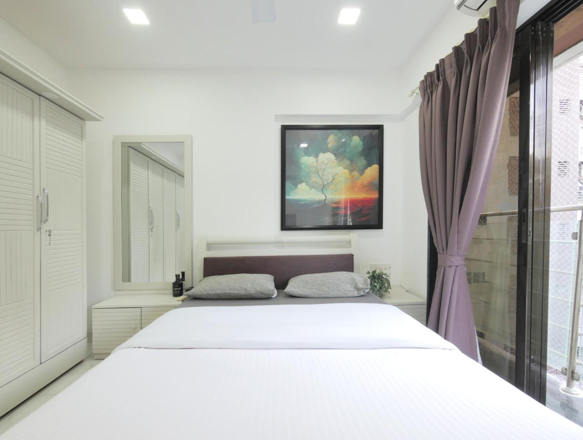 Athena 2bhk Khar W By The Company