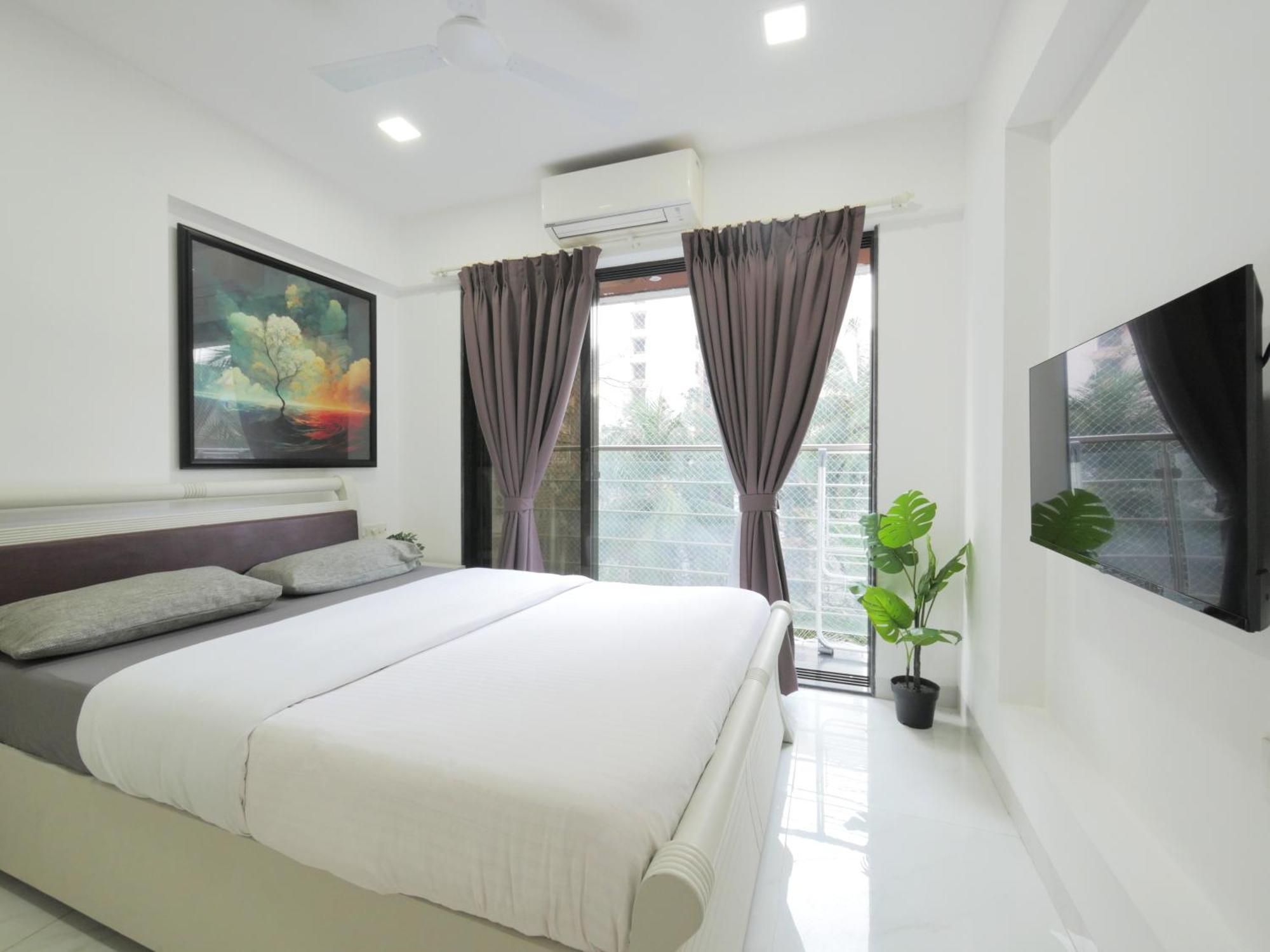 Athena 2bhk Khar W By The Company Apartment Mumbai