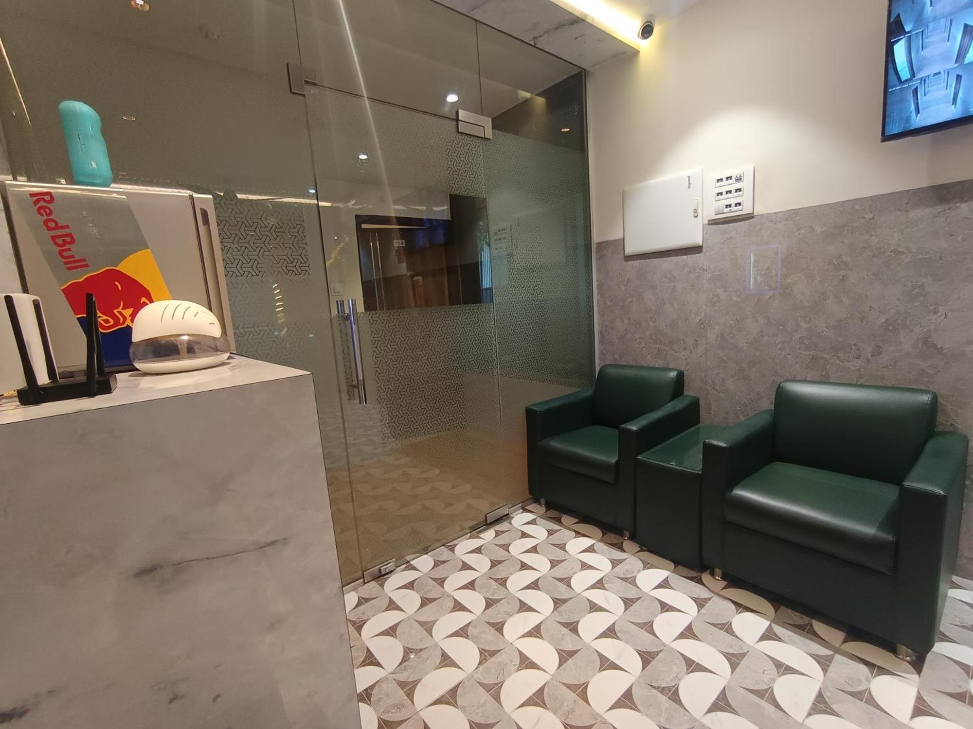 Moon Lite Residency - Marve Road Malad West - Premium Couple Friendly 2*