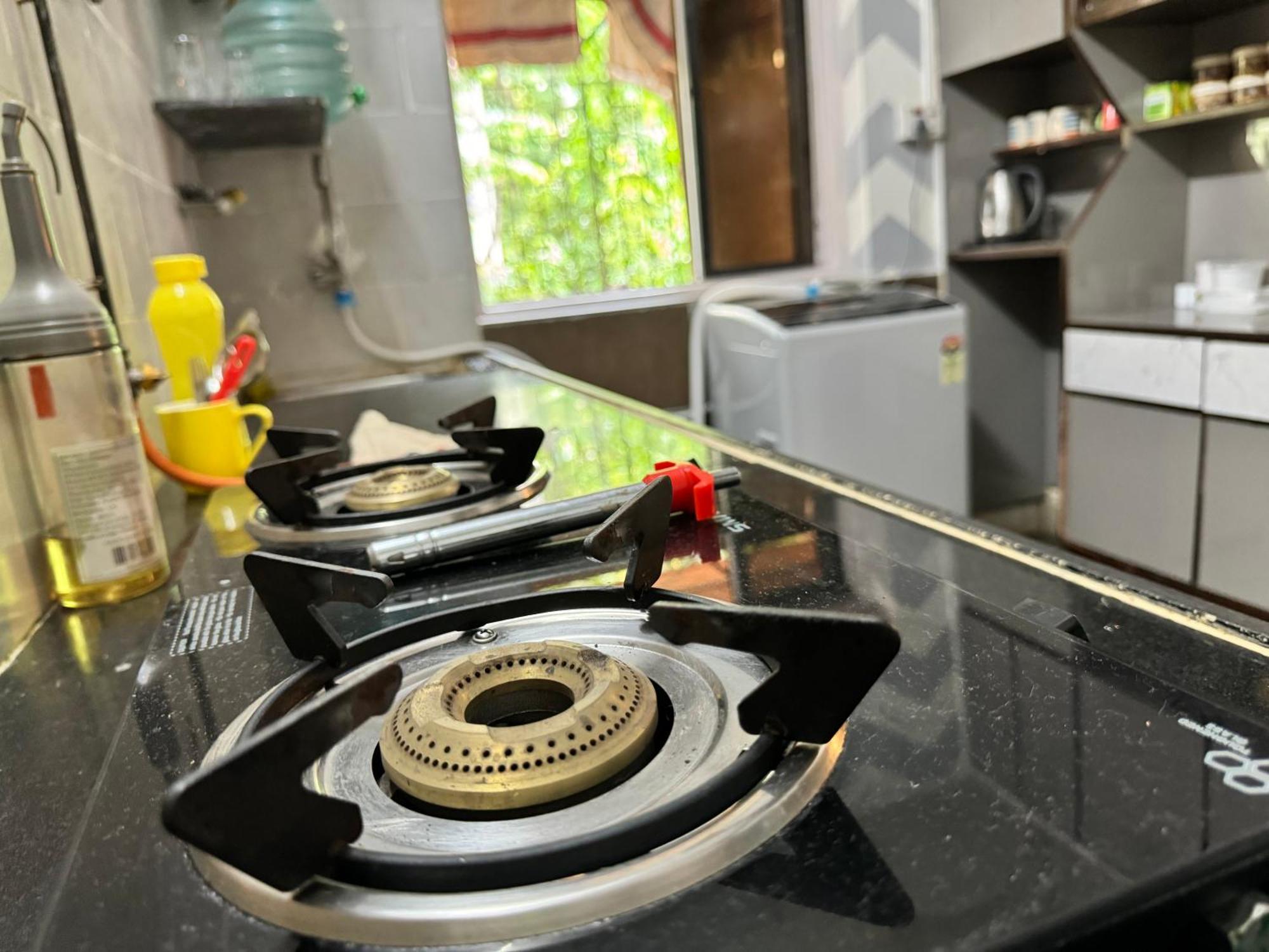 Apartment Home Stay Mumbai