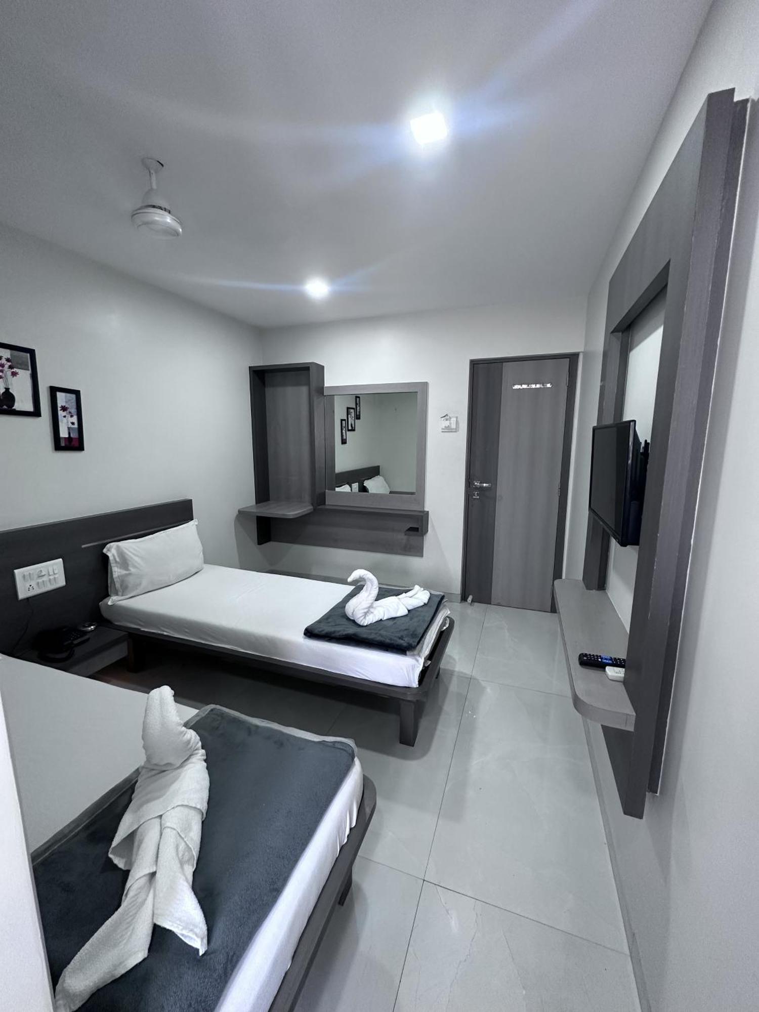 Rs Regency Hotel