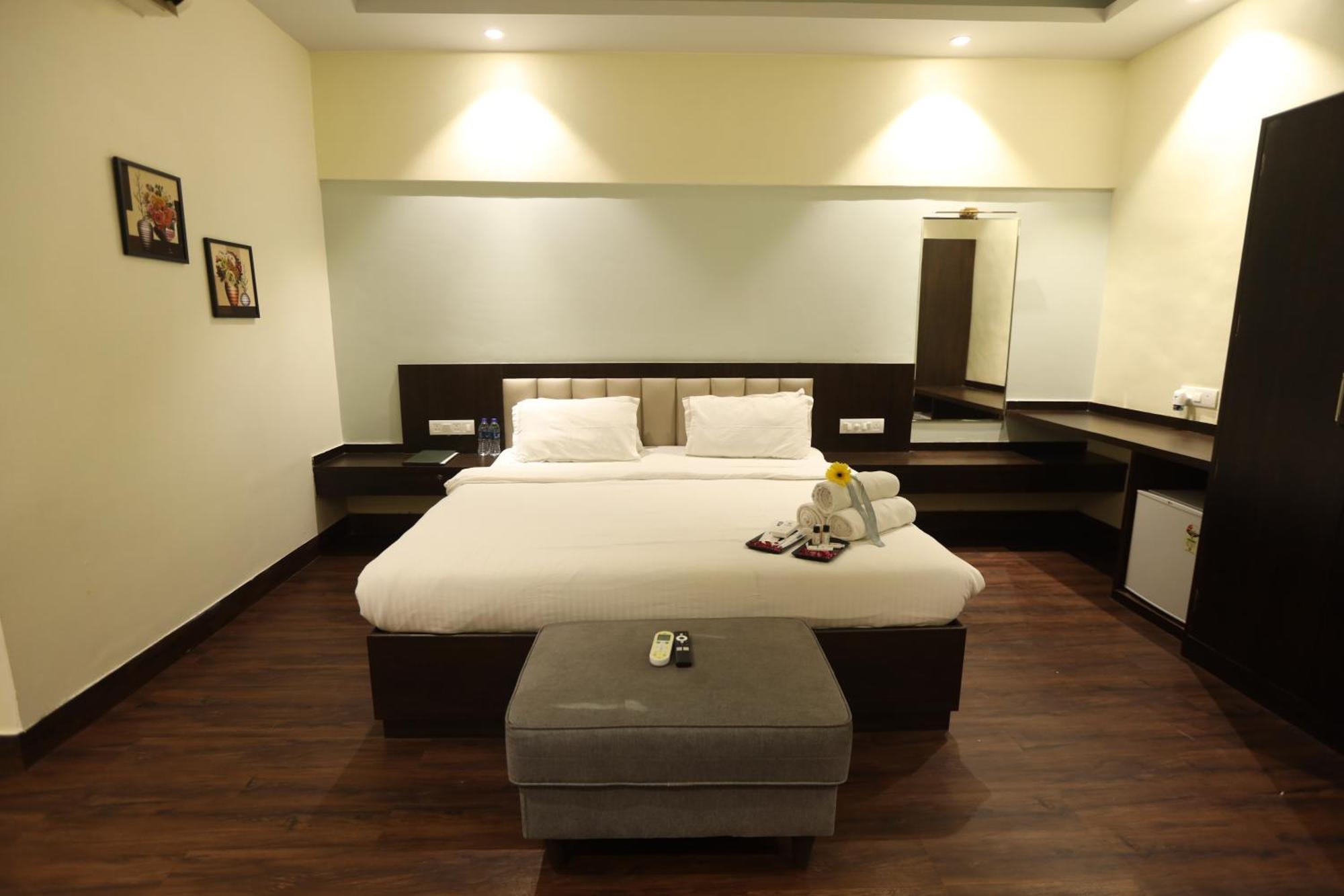 Country By Kempinski And - International Airport 3*