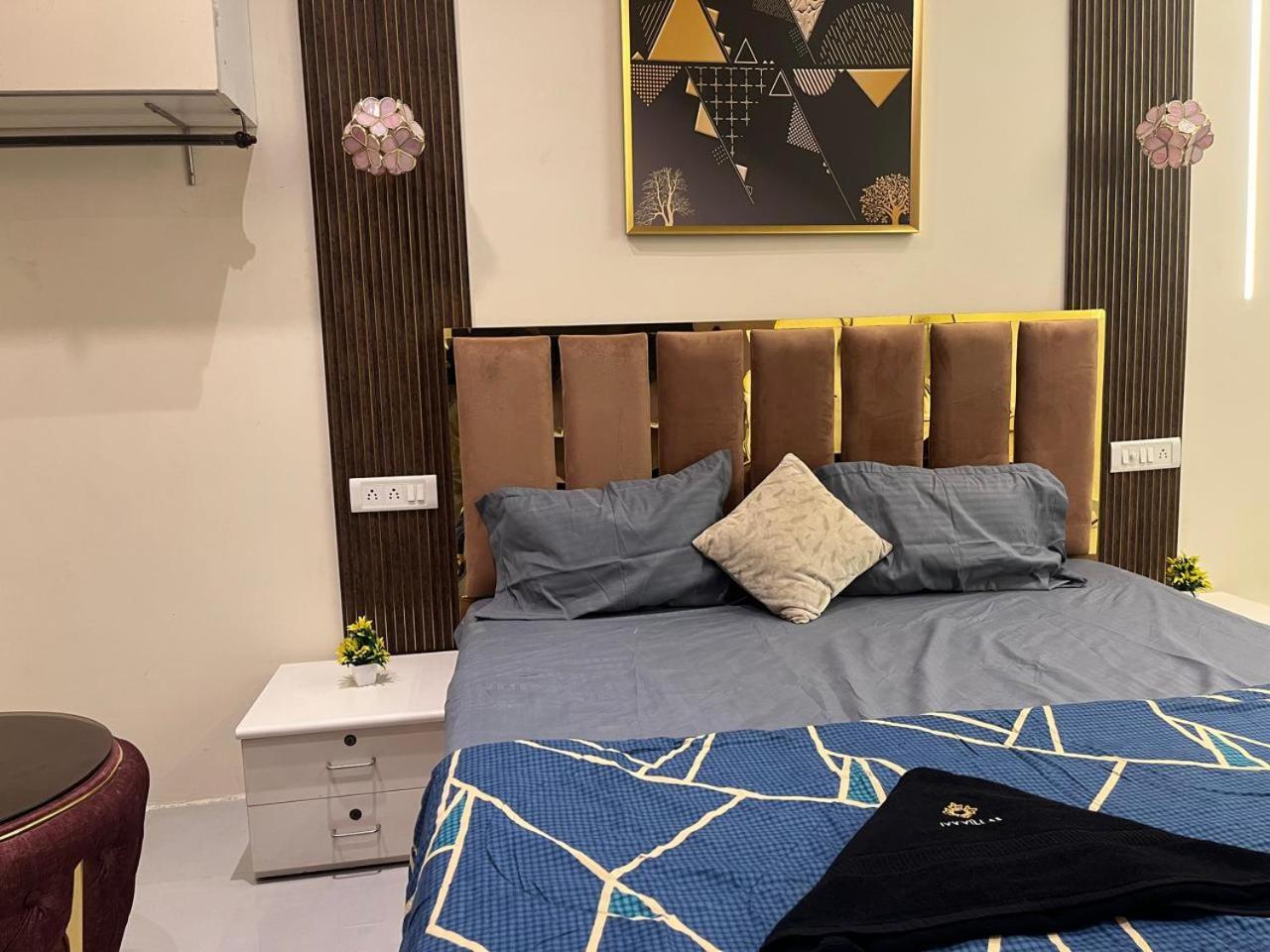 Apartment Ivy Splendour Private B, Oshiwara
