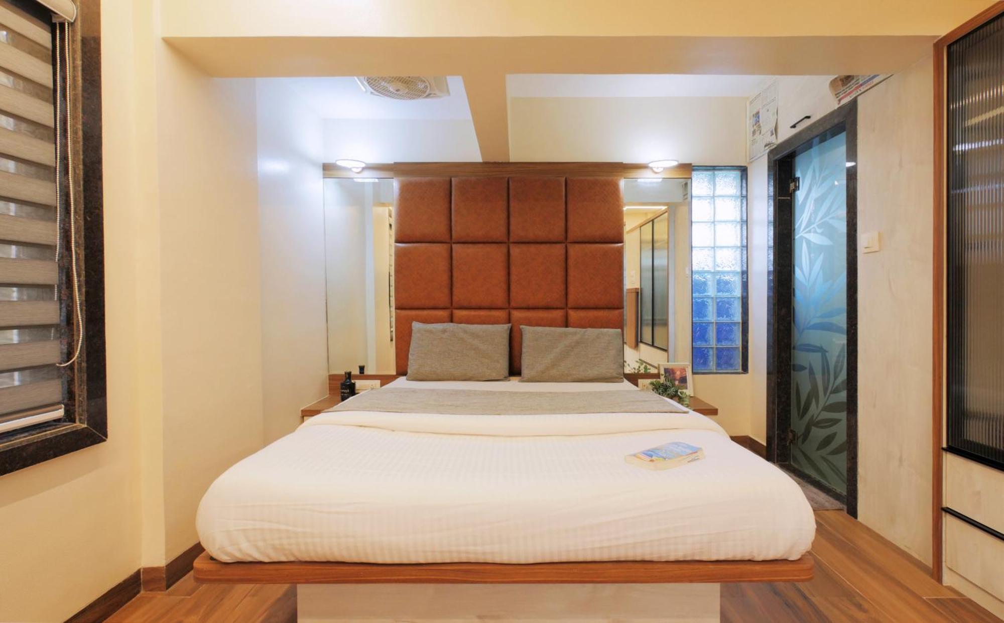Imperial Premium Khar W Apartment *