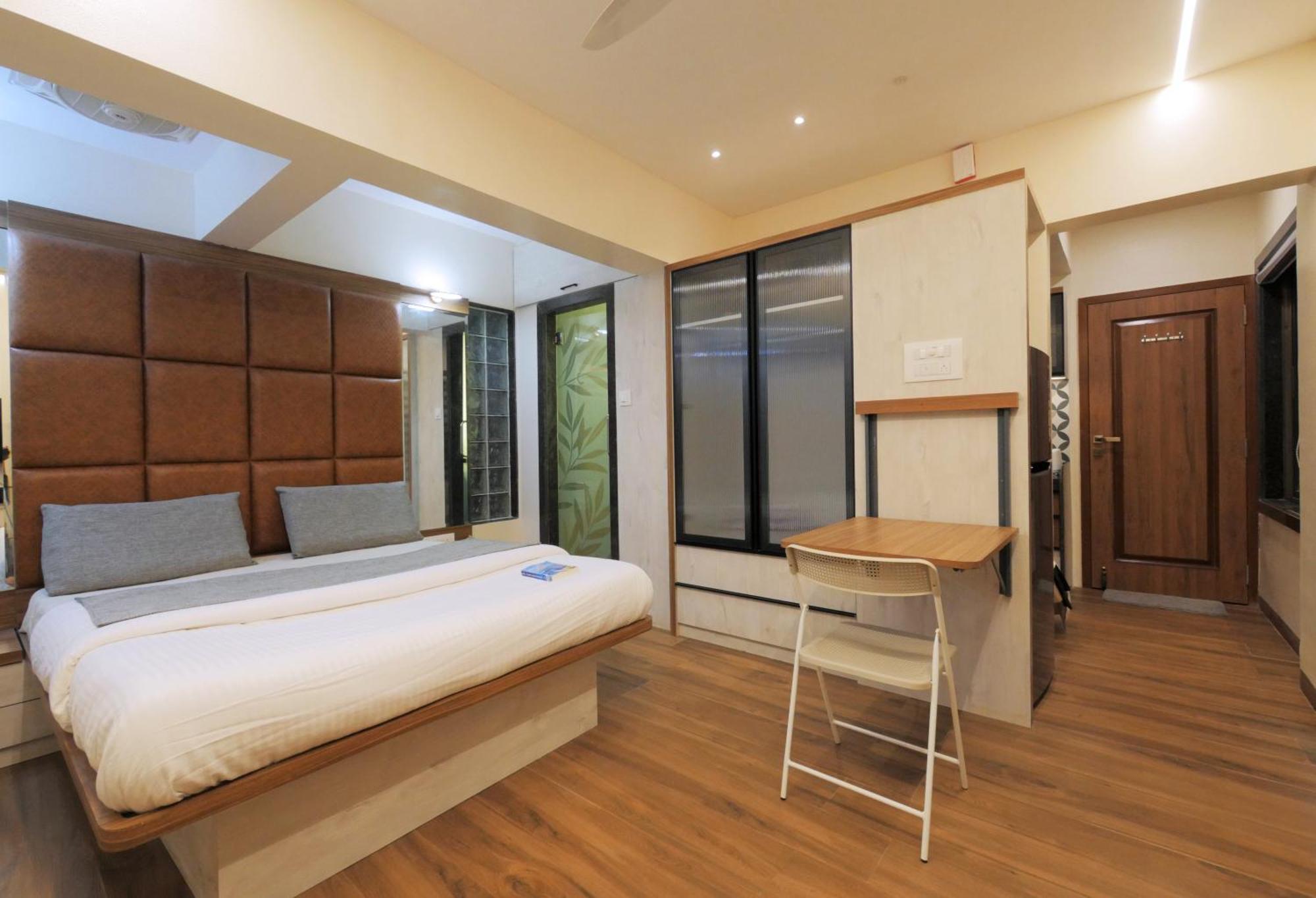 Apartment Imperial Premium Khar W *