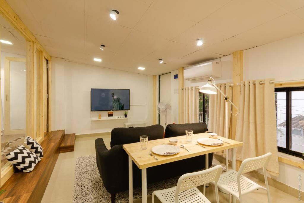 Glass House 1bhk Khar W By The Company *